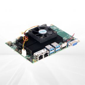EC3-1821<br>i3/i5/i7處理器/2串口/6U口
